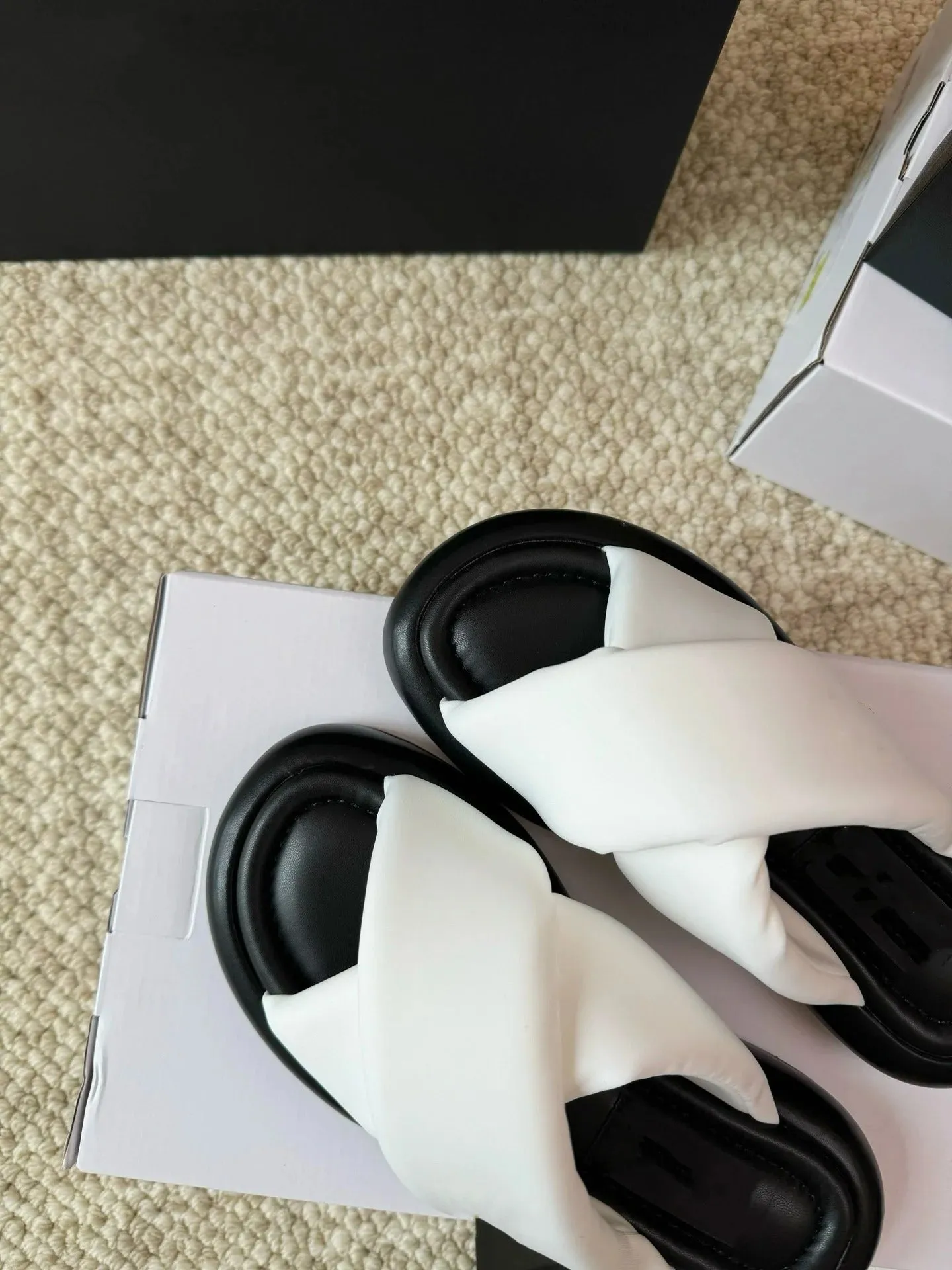 Ingrid - Trendy White Sponge Sandals for Women