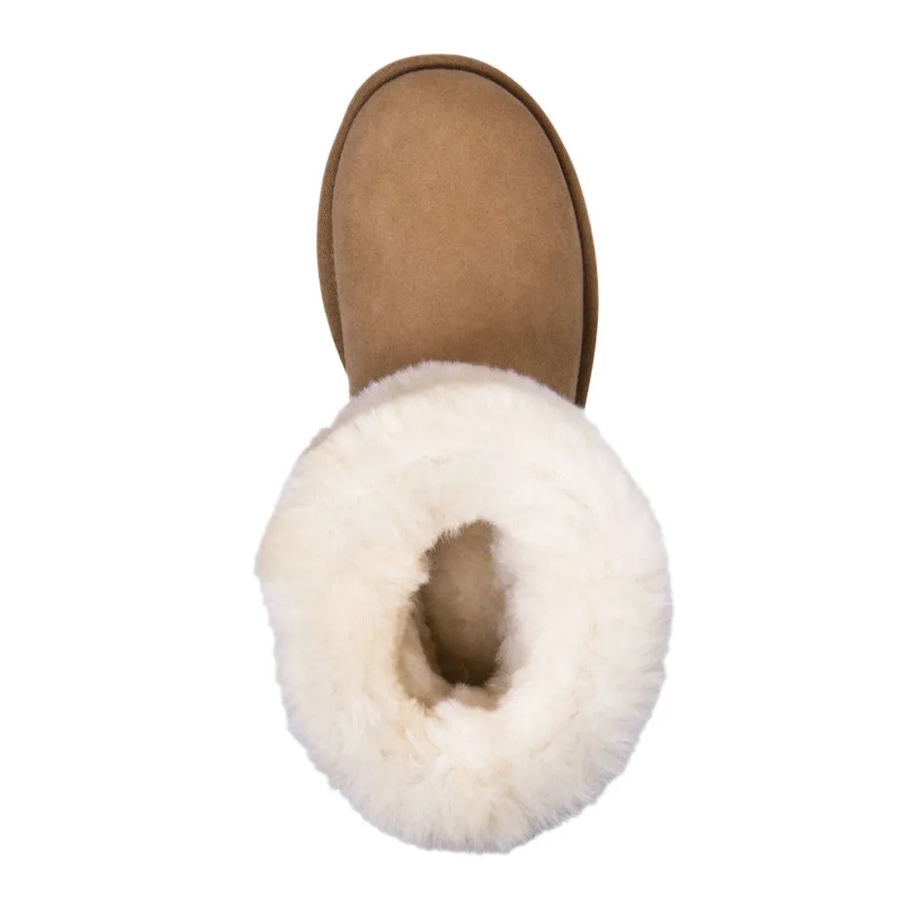 UGG Women's Classic Short II in Chestnut