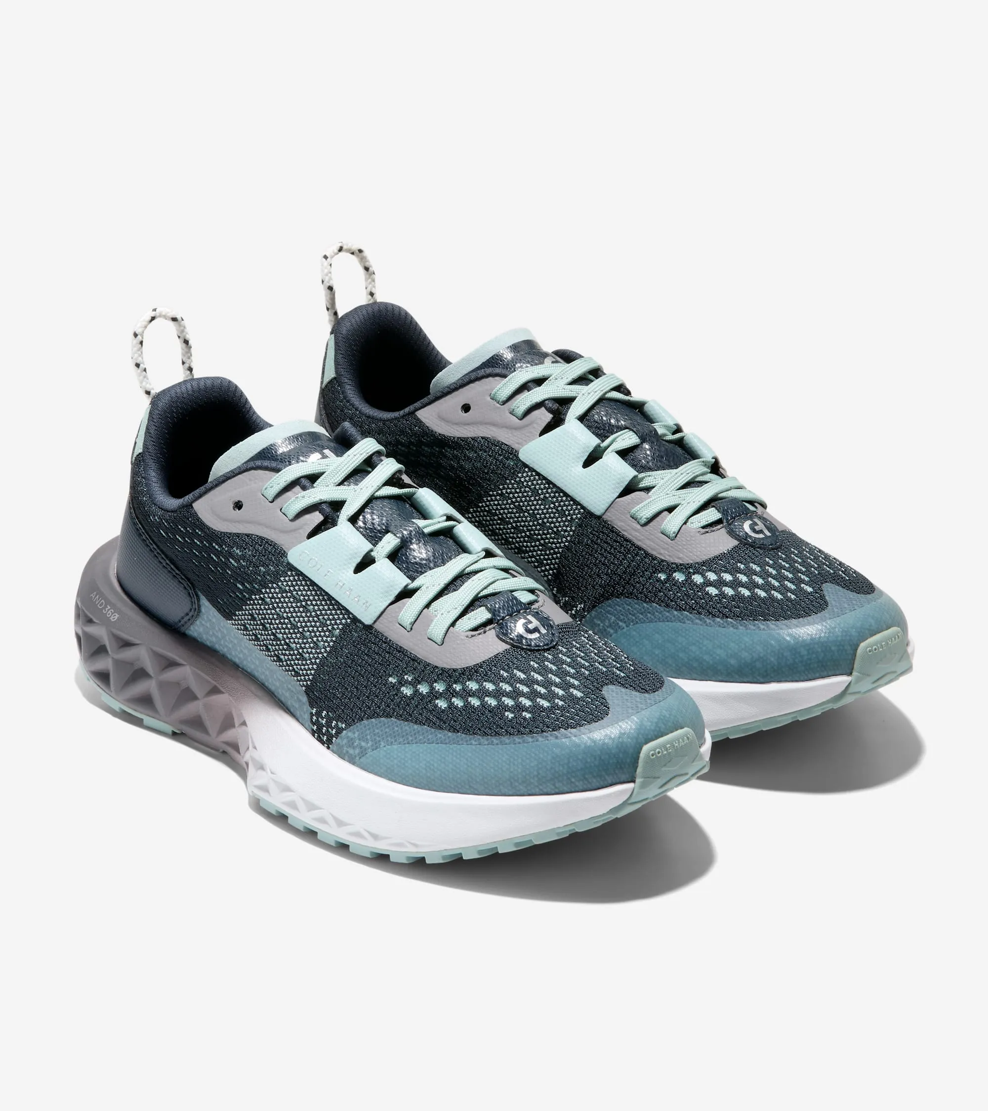 Zerøgrand Outpace Iii All-Terrain Running Shoe